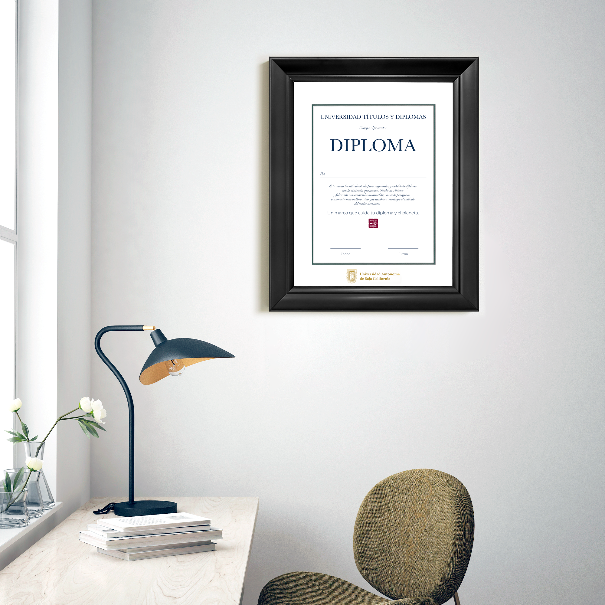 Diploma oficial UABC Marco color negro