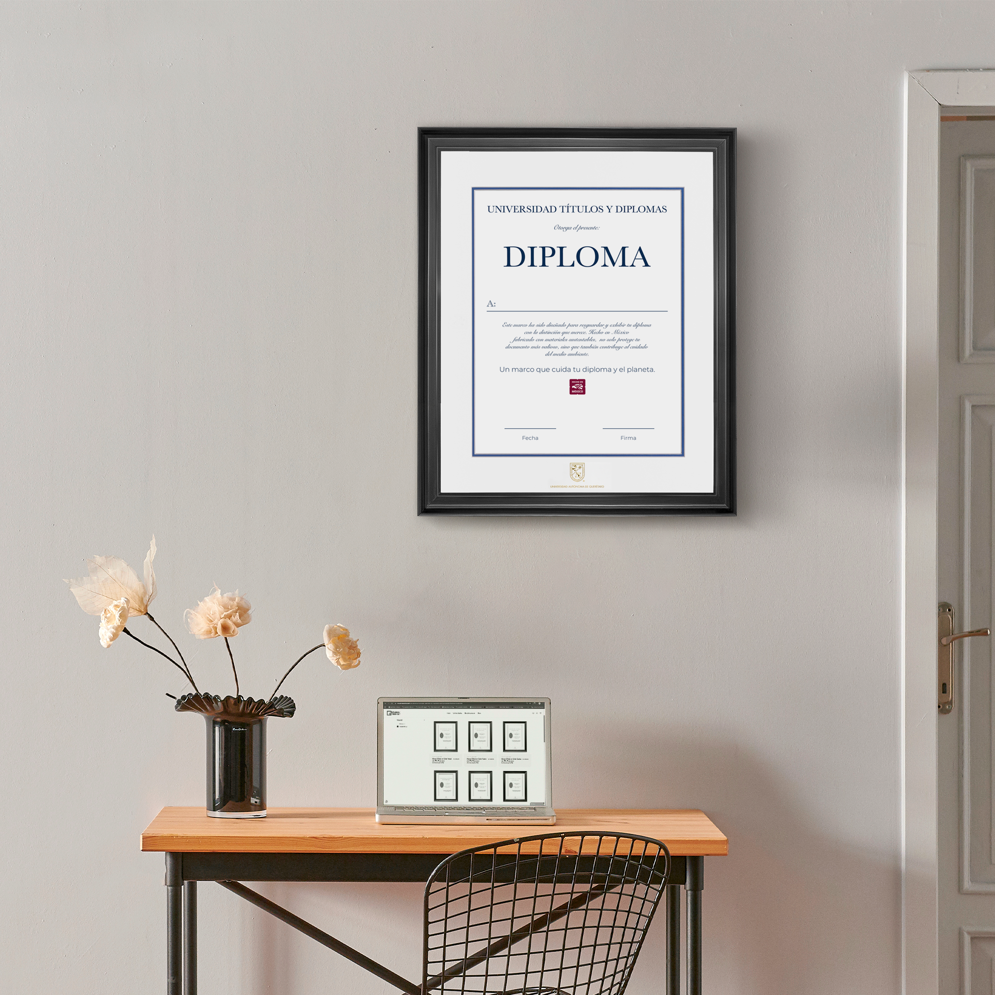 Diploma oficial UAQ Marco negro