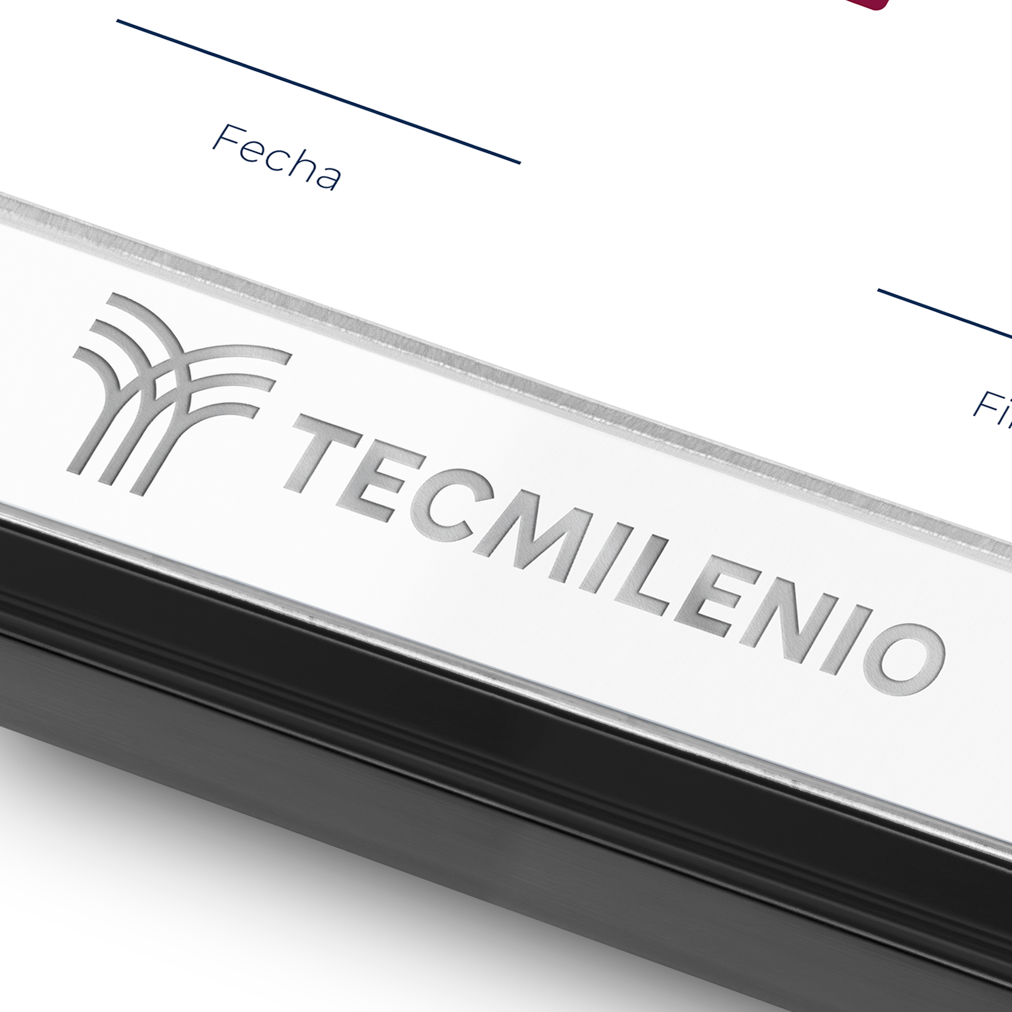Diploma oficial Tecmilenio Marco negro con filo plateado