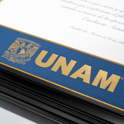 Marco Oficial en Color Negro con Filo Dorado UNAM®, Para Título Universitario